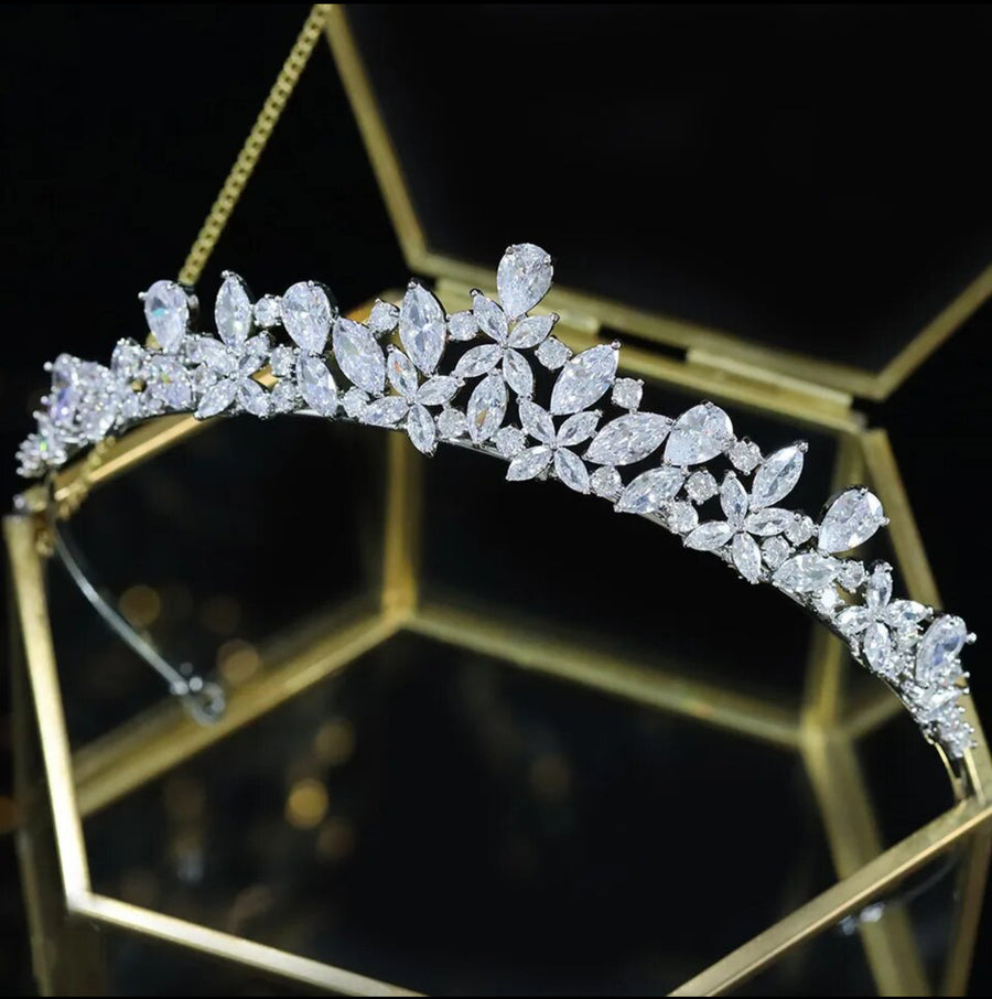 Amelia Bridal Crown